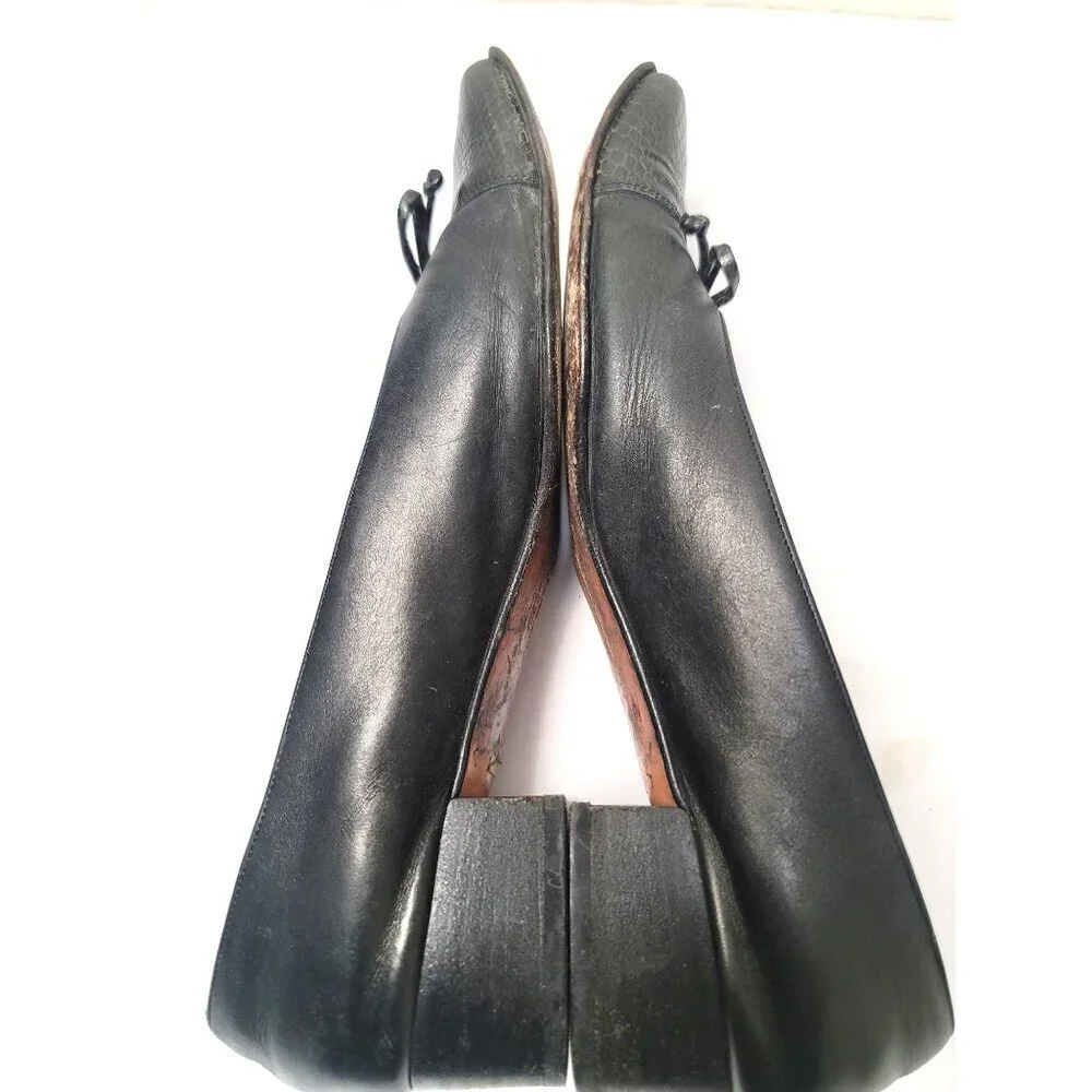 VTG Salvatore Ferragamo Black Leather Heels Bow & Textured Toe Women's 7.5A‎
